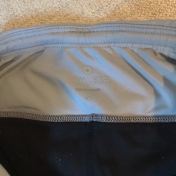 Athleta 2 in 1 shorts gray size small - Picture 2 of 5